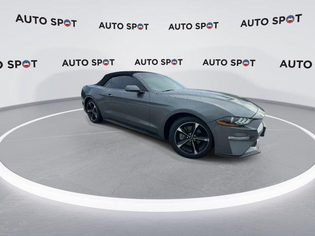 2022 Ford Mustang EcoBoost