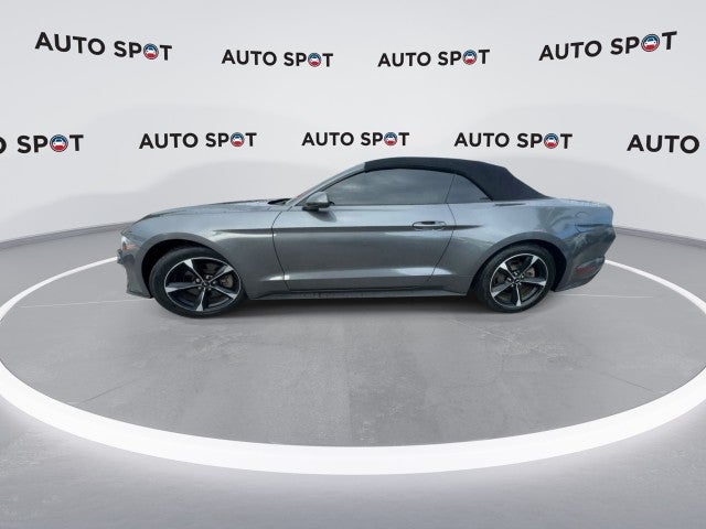 2022 Ford Mustang EcoBoost