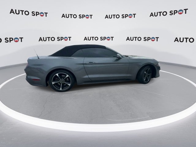 2022 Ford Mustang EcoBoost