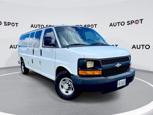2016 Chevrolet Express Passenger 3500 LS
