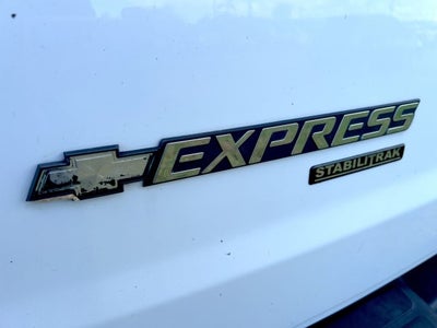 2016 Chevrolet Express Passenger 3500 LS