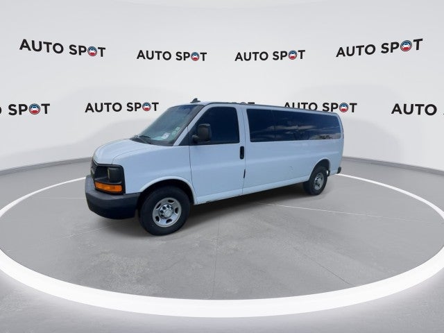 2016 Chevrolet Express Passenger 3500 LS