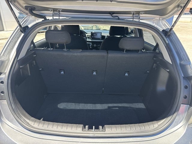 2022 Kia Rio 5-Door S