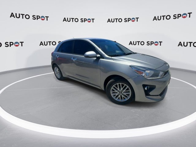 2022 Kia Rio 5-Door S