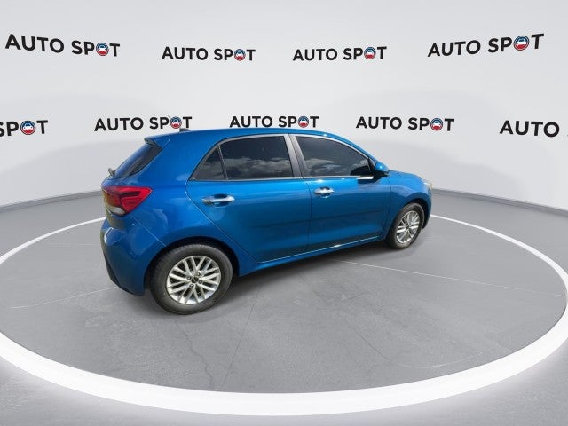 2022 Kia Rio 5-Door S