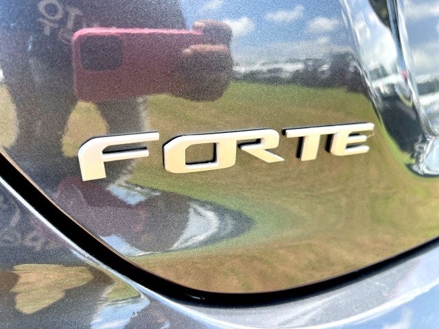 2022 Kia Forte FE