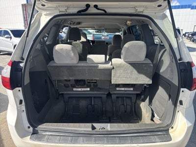 2016 Toyota Sienna LE AAS