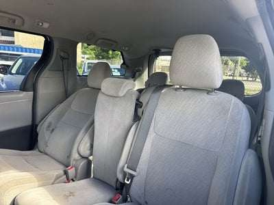 2016 Toyota Sienna LE AAS