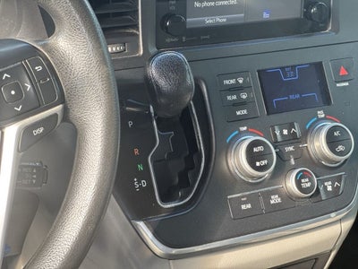 2016 Toyota Sienna LE AAS