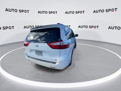 2016 Toyota Sienna LE AAS