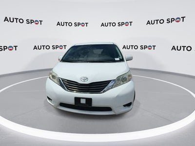 2014 Toyota Sienna LE AAS
