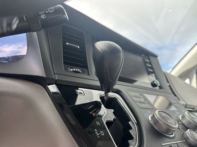 2020 Toyota Sienna LE Auto Access Seat