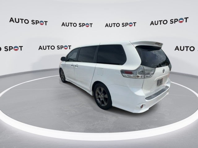 2014 Toyota Sienna SE