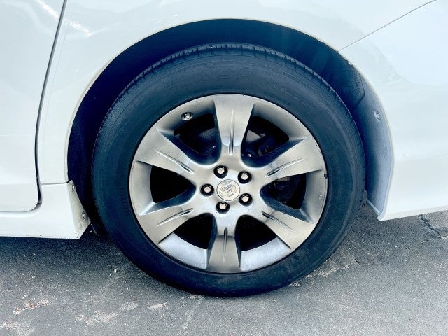 2014 Toyota Sienna SE