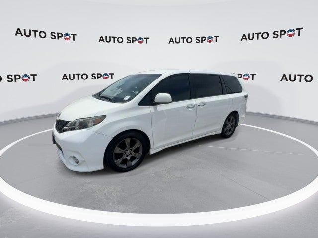 2014 Toyota Sienna SE