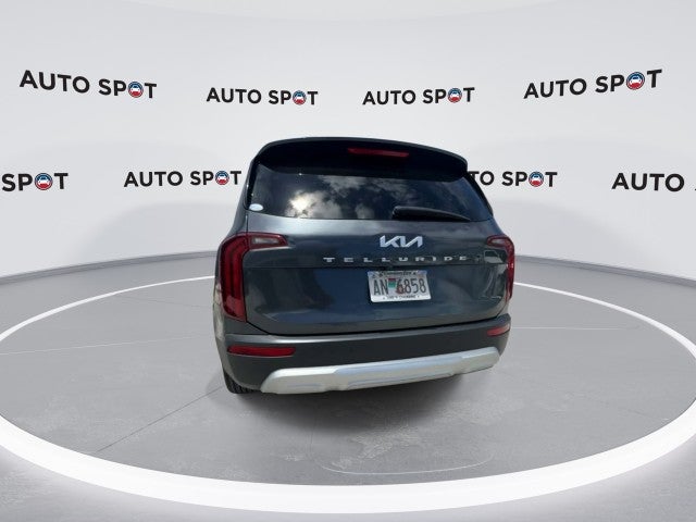 2022 Kia Telluride LX