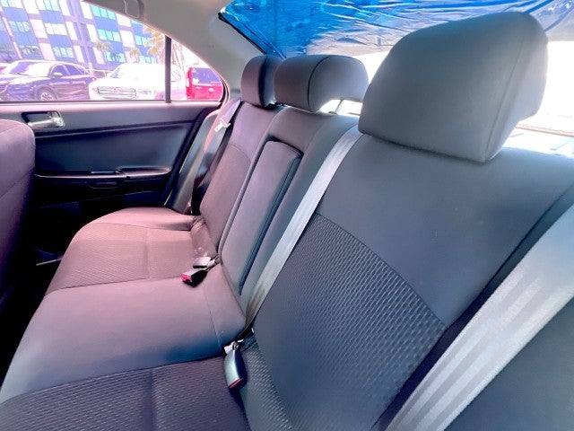 2016 Mitsubishi Lancer ES