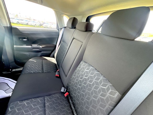 2022 Mitsubishi Outlander Sport SE