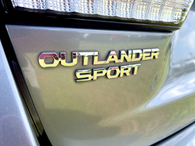 2023 Mitsubishi Outlander Sport SE