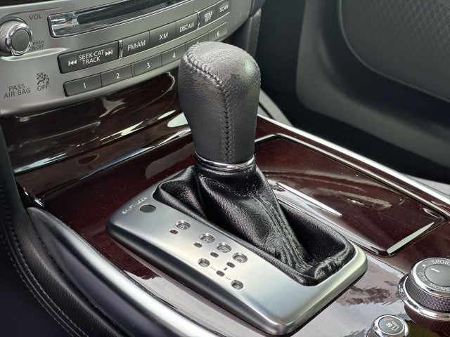 2016 INFINITI Q70L 4dr Sdn V6 RWD