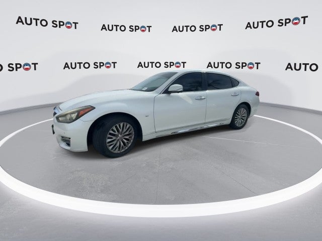 2016 INFINITI Q70L 4dr Sdn V6 RWD