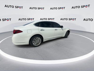 2016 INFINITI Q70L 4dr Sdn V6 RWD
