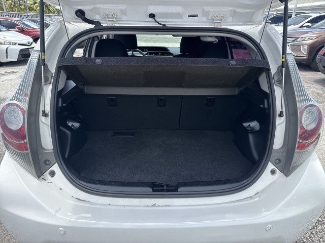 2013 Toyota Prius c One