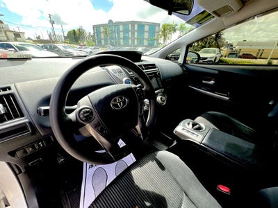 2016 Toyota Prius v Two