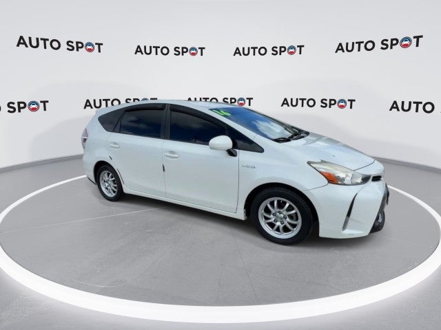 2016 Toyota Prius v Two