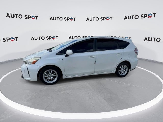 2016 Toyota Prius v Two