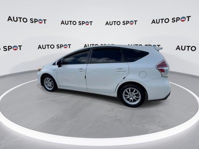 2016 Toyota Prius v Two