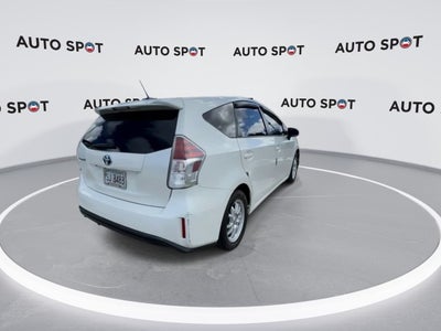 2016 Toyota Prius v Two