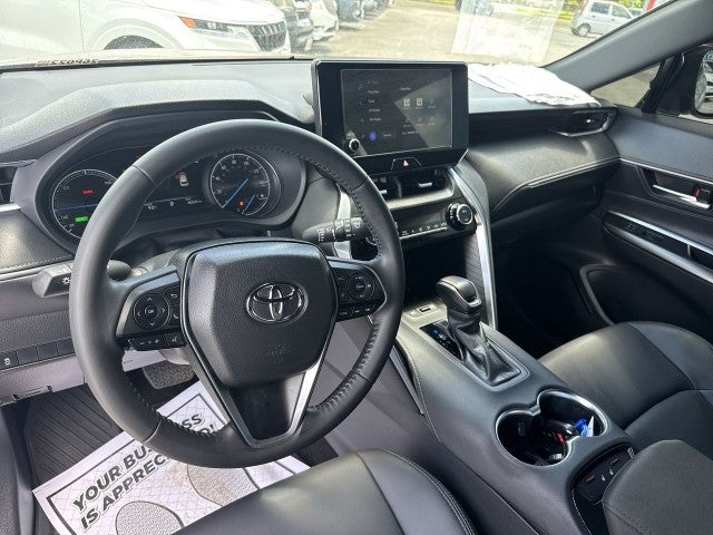 2024 Toyota Venza LE