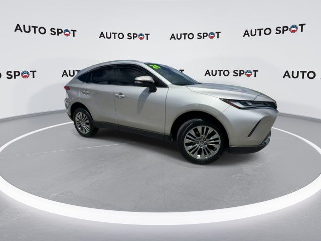 2024 Toyota Venza LE