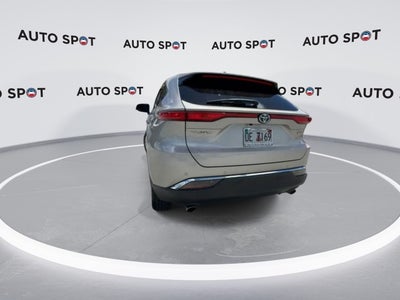 2024 Toyota Venza LE