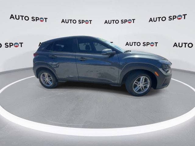 2022 Hyundai Kona SE