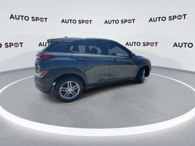 2022 Hyundai Kona SE