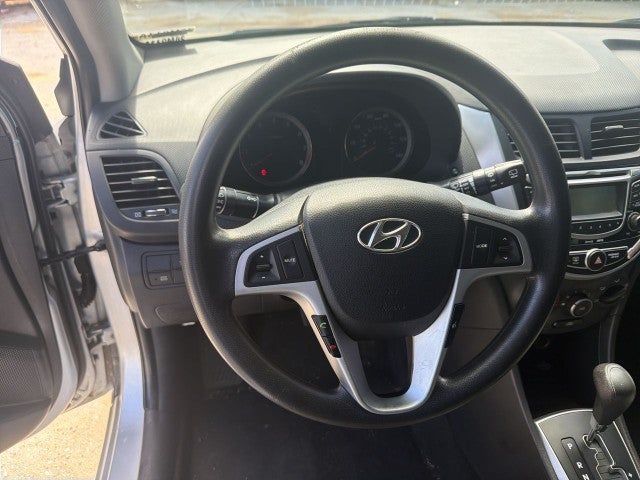 2013 Hyundai Accent GS