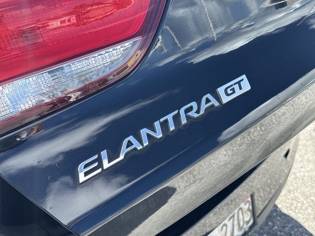 2020 Hyundai Elantra GT Auto