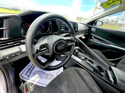 2023 Hyundai Elantra SEL