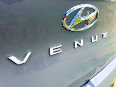 2022 Hyundai Venue SEL