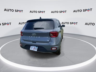 2022 Hyundai Venue SEL
