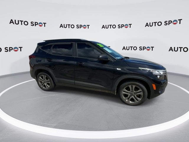2023 Kia Seltos LX