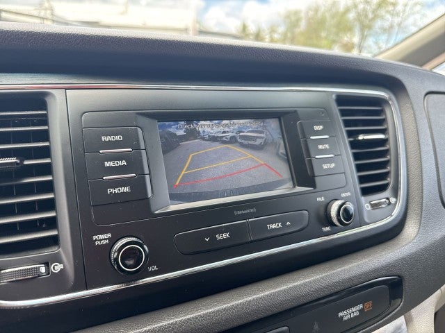 2018 Kia Sedona L