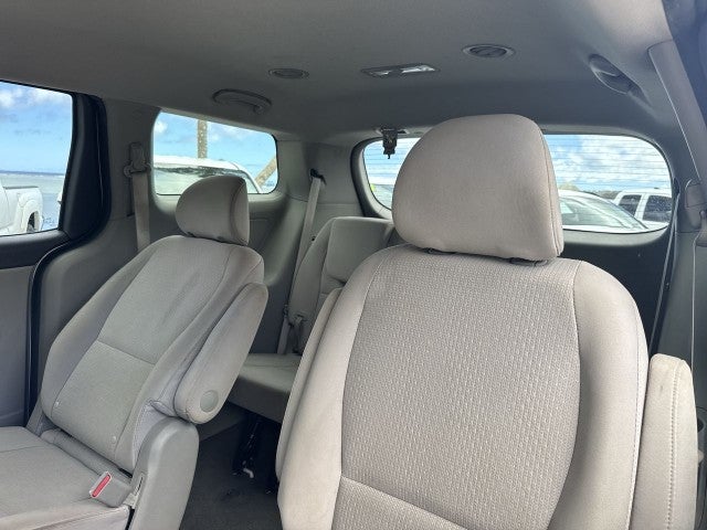 2018 Kia Sedona L