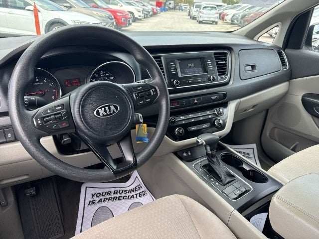 2018 Kia Sedona L