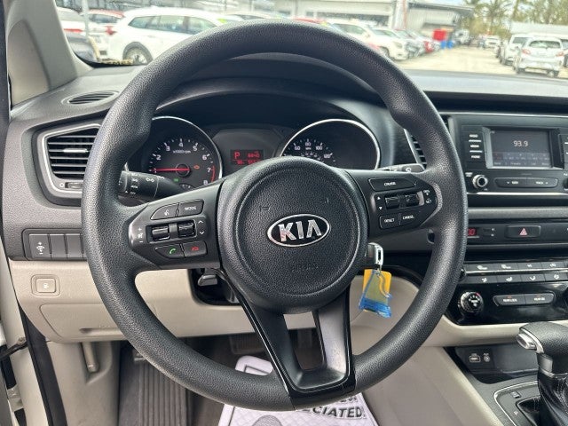 2018 Kia Sedona L