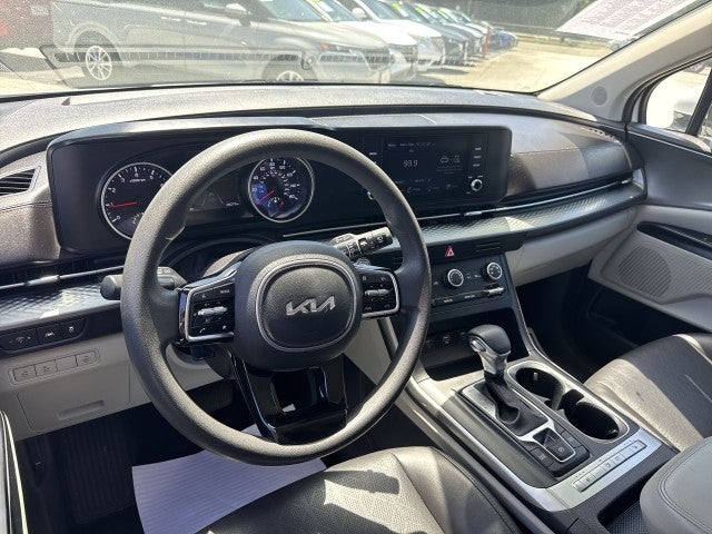 2023 Kia Carnival LX