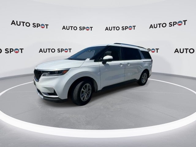 2023 Kia Carnival LX