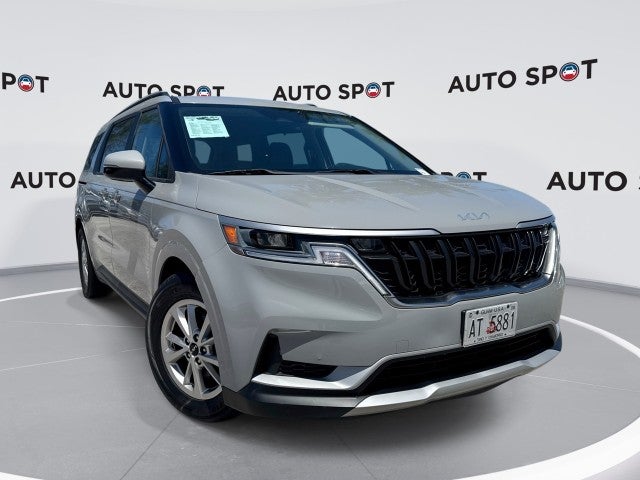 2023 Kia Carnival LX